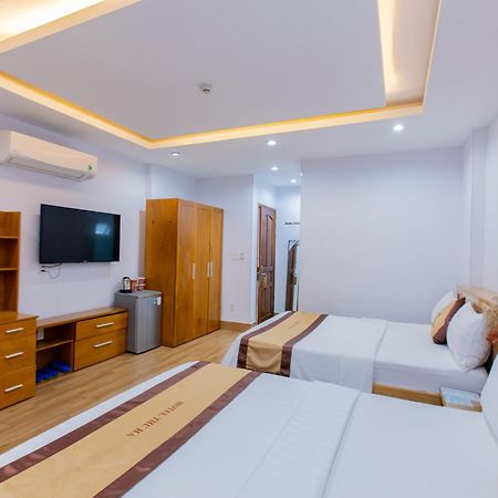 Thu Ha Airport - San Bay Tan Son Nhat Хошимин Екстериор снимка